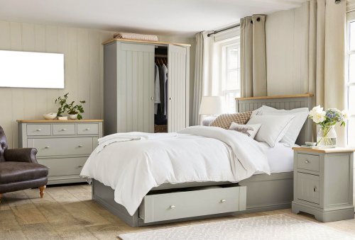 cama com gavetas para armazenamento