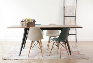 3 ideias de mesas extensíveis para pequenos espaços