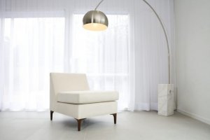 Como decorar com luminárias arco
