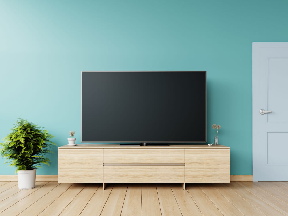 televisão na parede