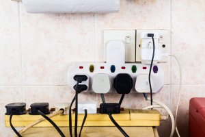 Como esconder os fios dos seus eletrodomésticos