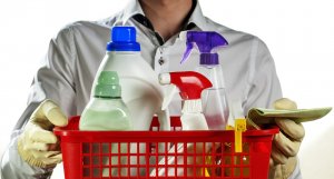 Limpeza do banheiro: dicas para escolher os melhores produtos