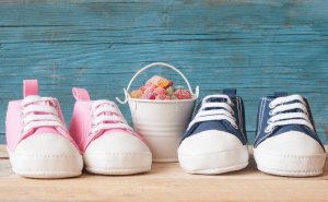 Faça uma sapateira de madeira para os seus filhos