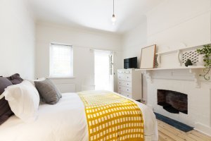 Tipos de lareiras para o seu quarto