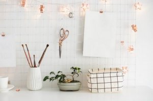 Artigos de decoração que podem ser encontrados em um bazar