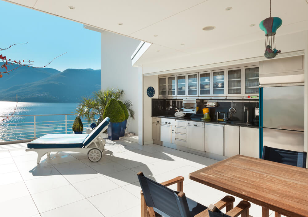 cozinha no exterior da casa