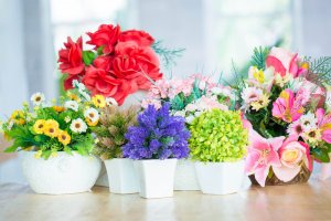 8 dicas para limpar e conservar flores artificiais