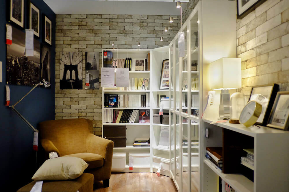 incluir luzes nas estantes