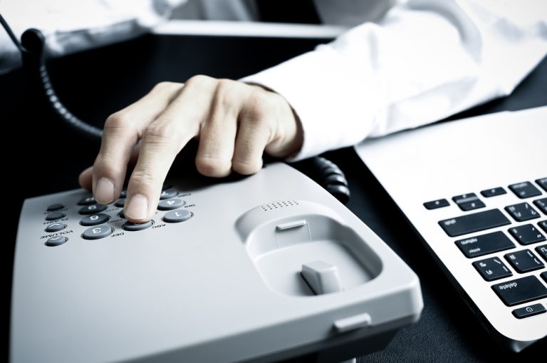 O telefone não pode faltar nas casas