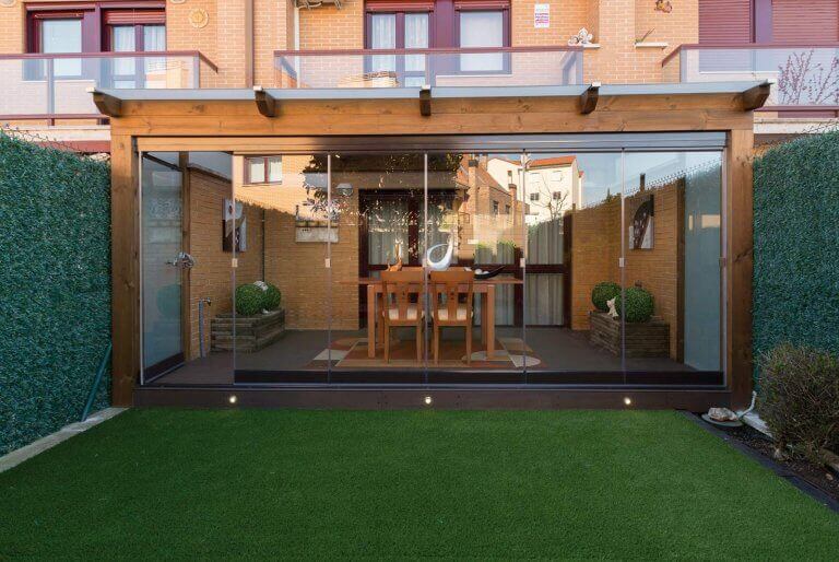 Fechamento para proteger do exterior