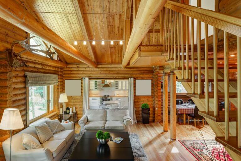 A cor principal é o branco e os tons de creme