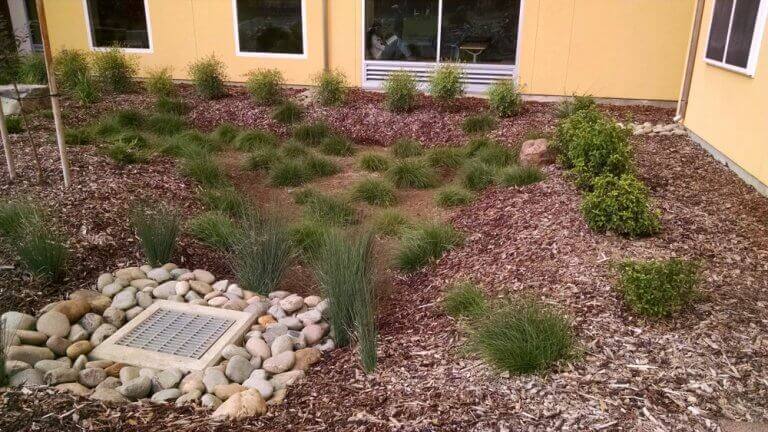 Construir valas pouco profundas