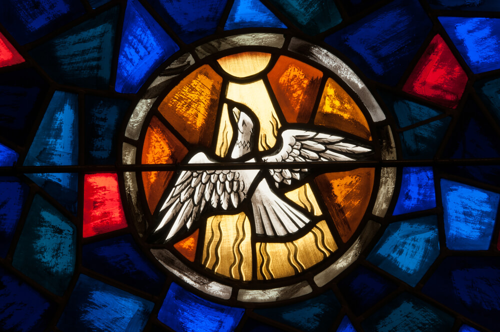 Decoração religiosa: os vitrais