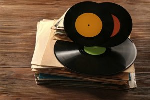 Ideias para decorar a casa com discos de vinil