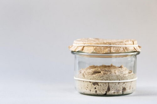 A levedura pode ajudar contra o mau cheiro em canos