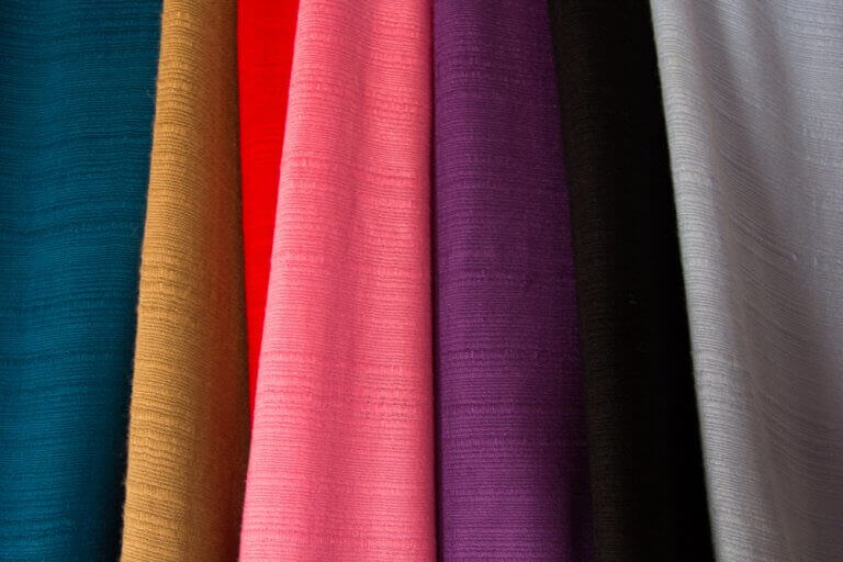 Renovar a casa com tecidos: como escolhê-los