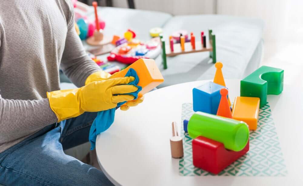 Lave os brinquedos sem danificá-los