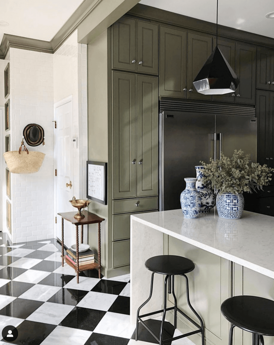 Decore com bancos para dar mais estilo à sua casa