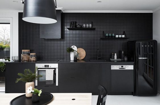 Cozinhas pretas: a última tentação