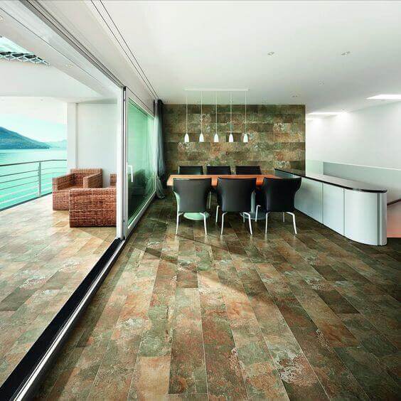 Cerâmica colorida para o piso